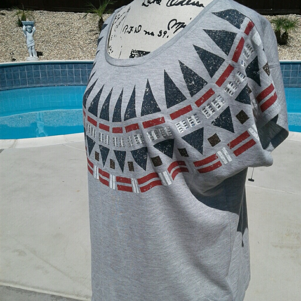 Sale today! tribal mod top blouse - Picture 4 of 5
